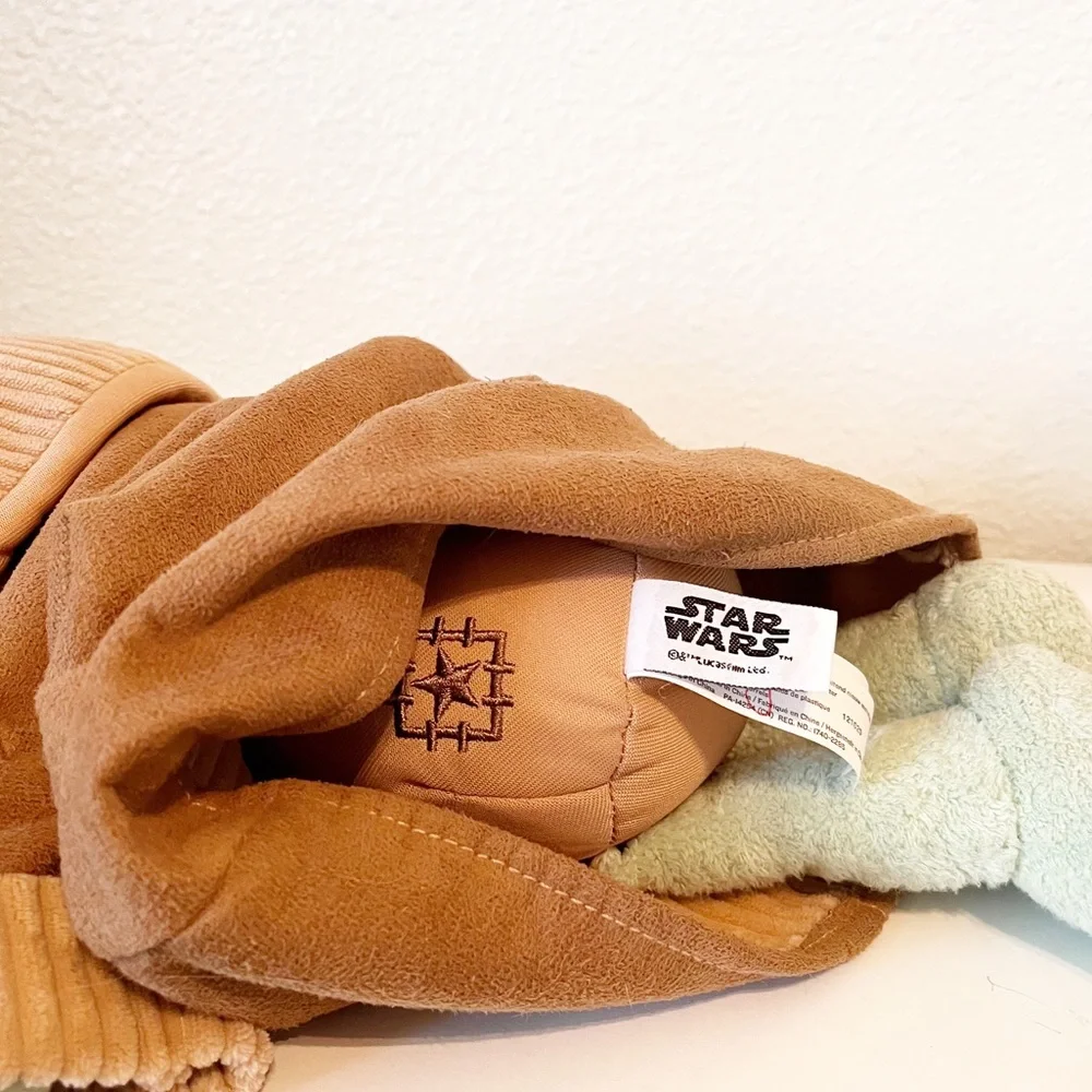 Scentsy Buddy Star Wars The Mandalorian Grogu Baby Yoda Plush - Picture 4 of 4